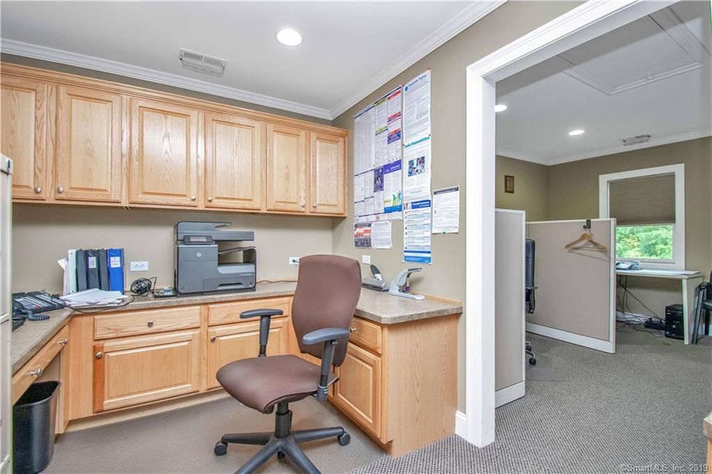 Suite 604 : 85 Felt Rd, South Windsor, CT, 06074